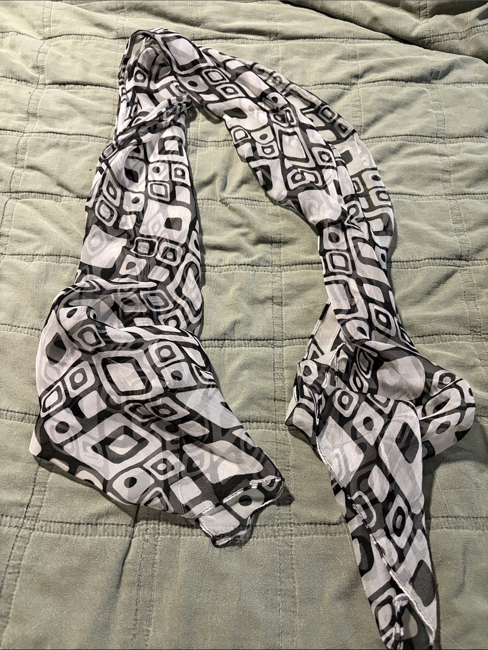 Lightweight Black & White Geometric Scarf - Women